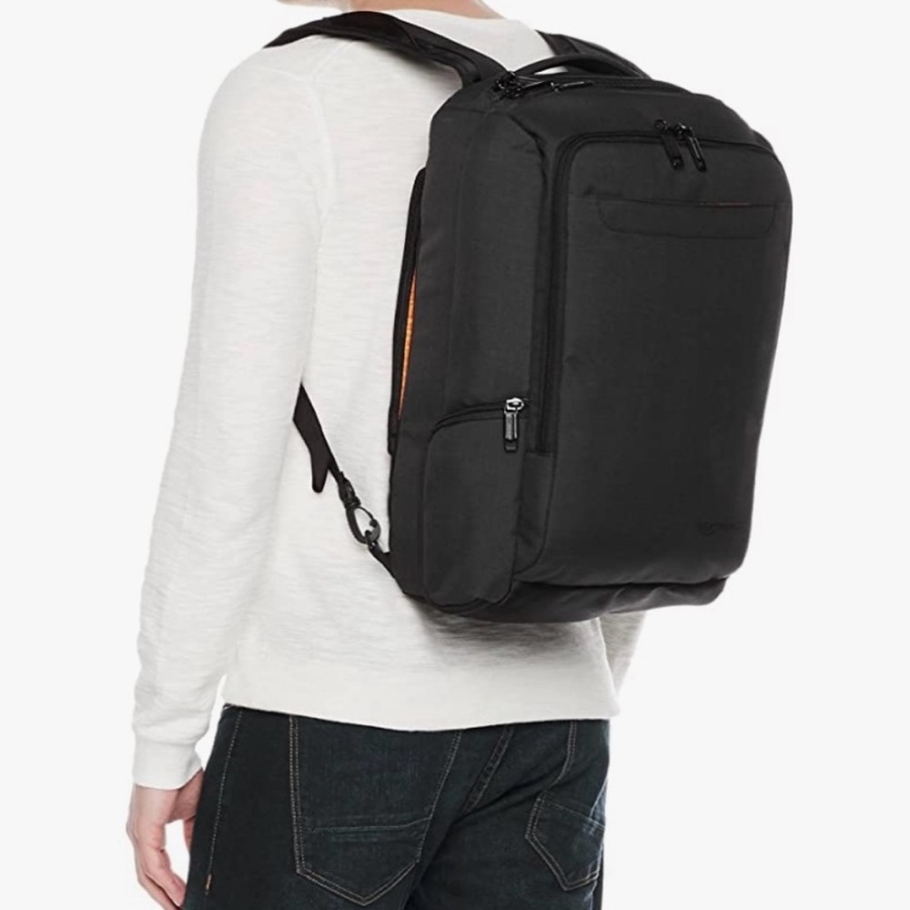 Amazon Basics Overnight Backpack - image 7